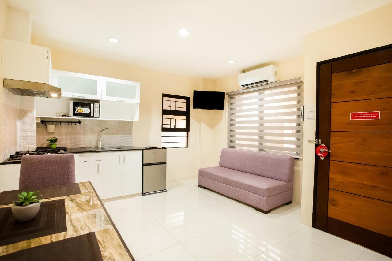 Oyo 199 Solange Apartelle 达沃 外观 照片
